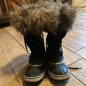 Womens Sorel boots